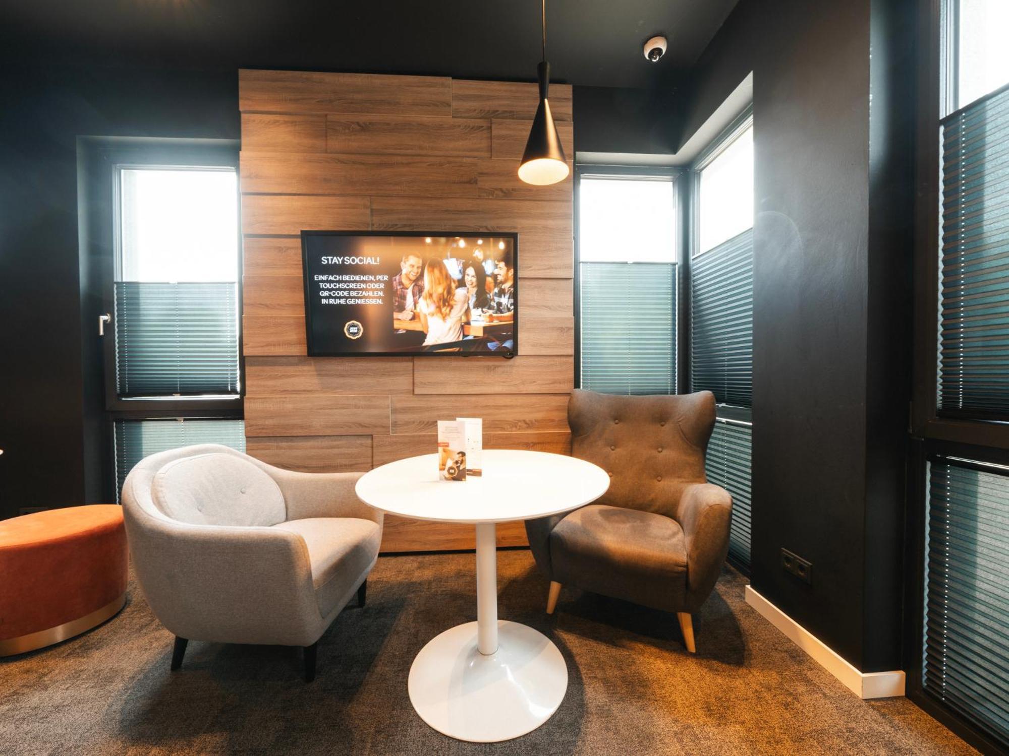 Juststay Grevenbroich Hotel & Apartments Екстериор снимка
