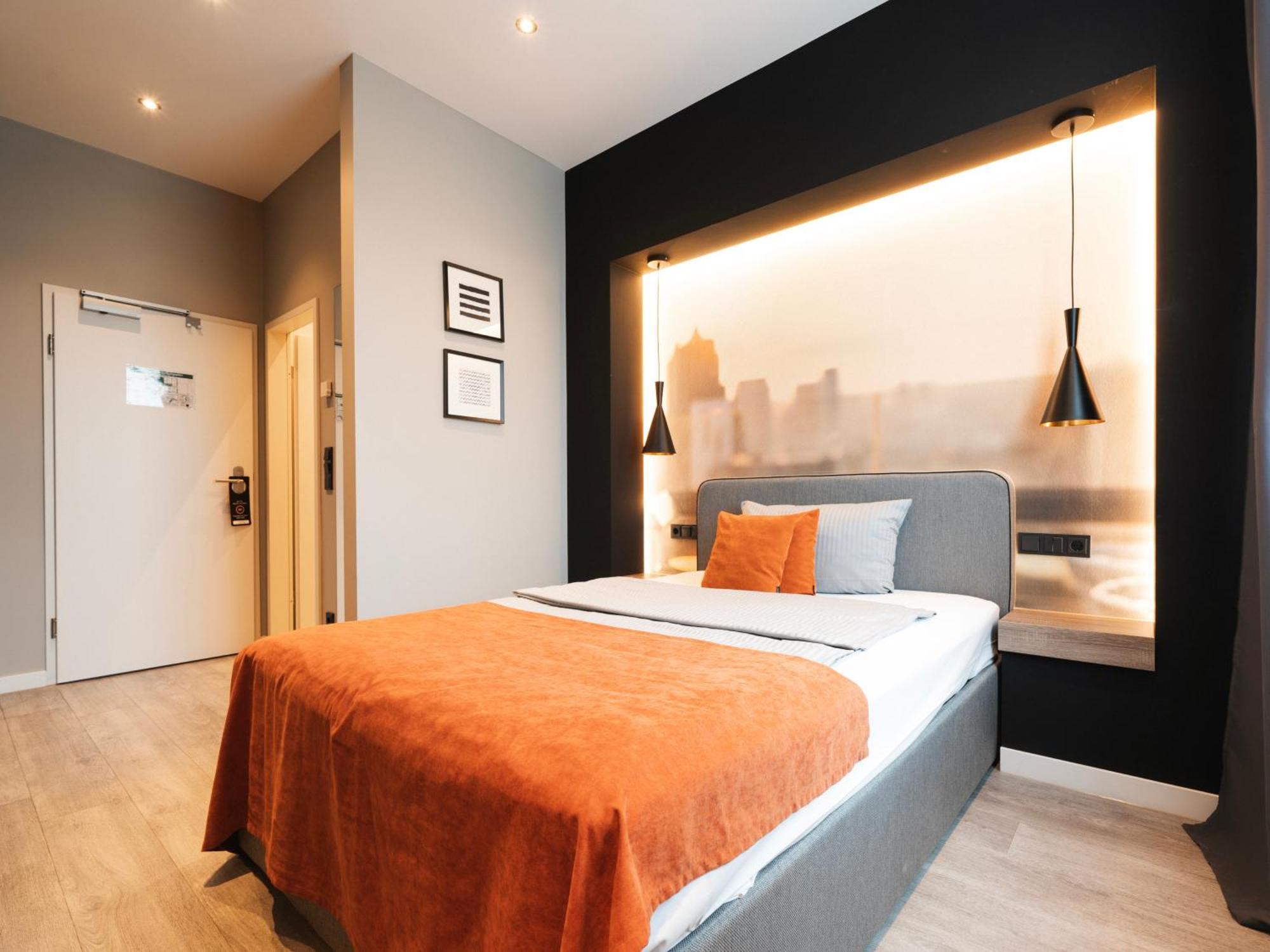 Juststay Grevenbroich Hotel & Apartments Екстериор снимка
