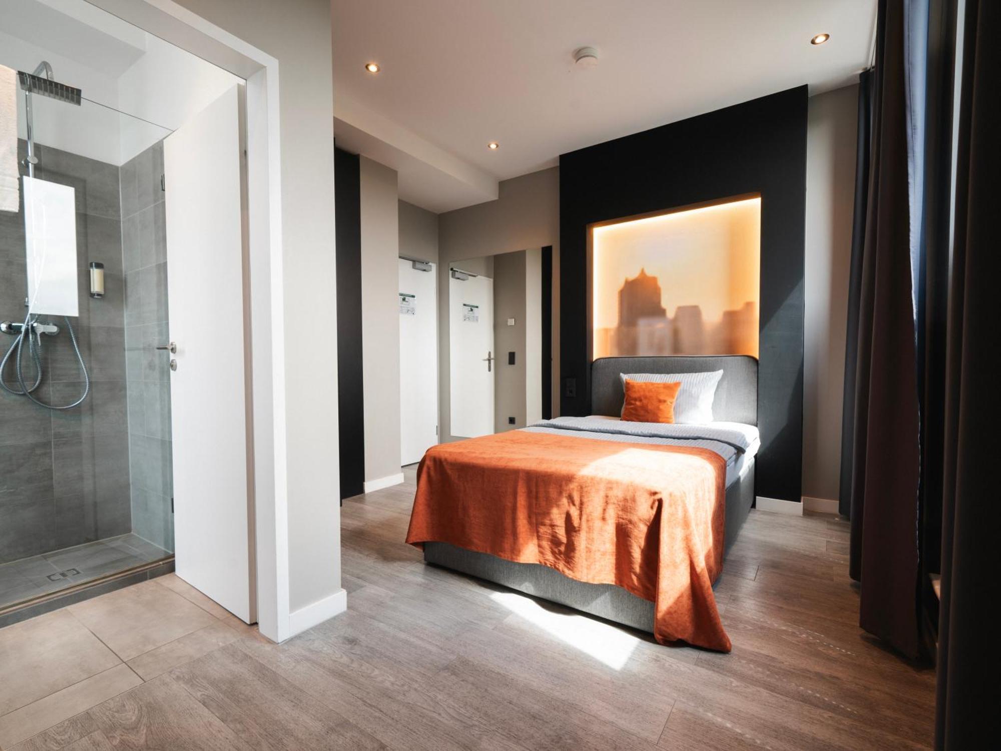 Juststay Grevenbroich Hotel & Apartments Екстериор снимка